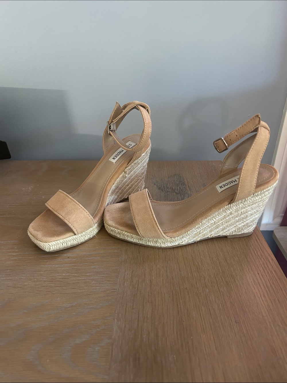 Steve Madden Beige/Tan Espadrille Wedge Sandals